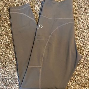 Curves & Combat Boots Gray Leggings with side pocket